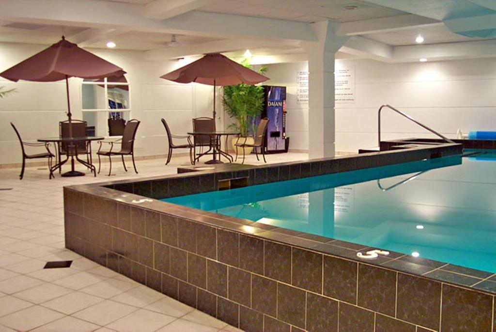 Ambassador Hotel Sudbury Dış mekan fotoğraf
