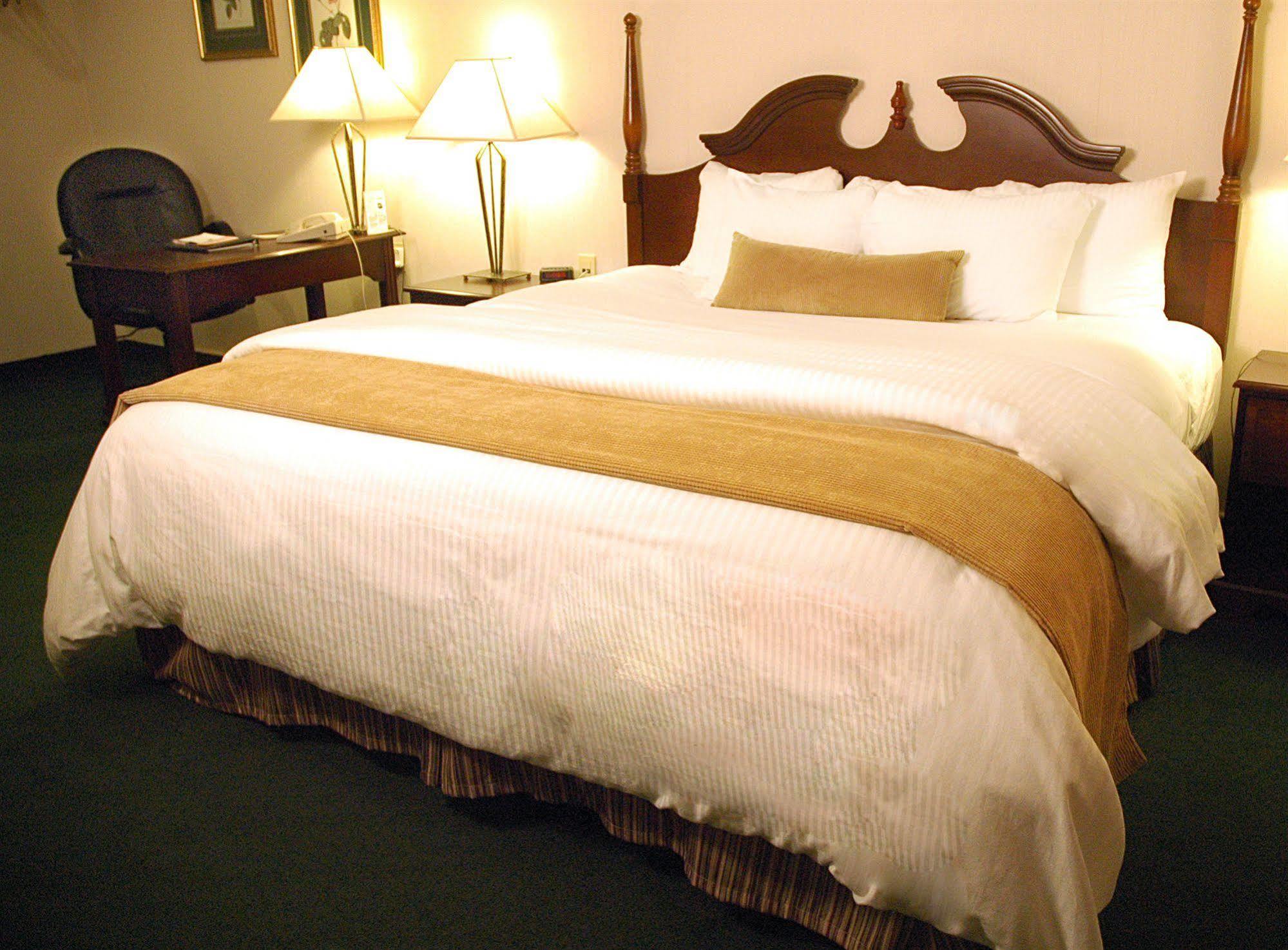 Ambassador Hotel Sudbury Dış mekan fotoğraf